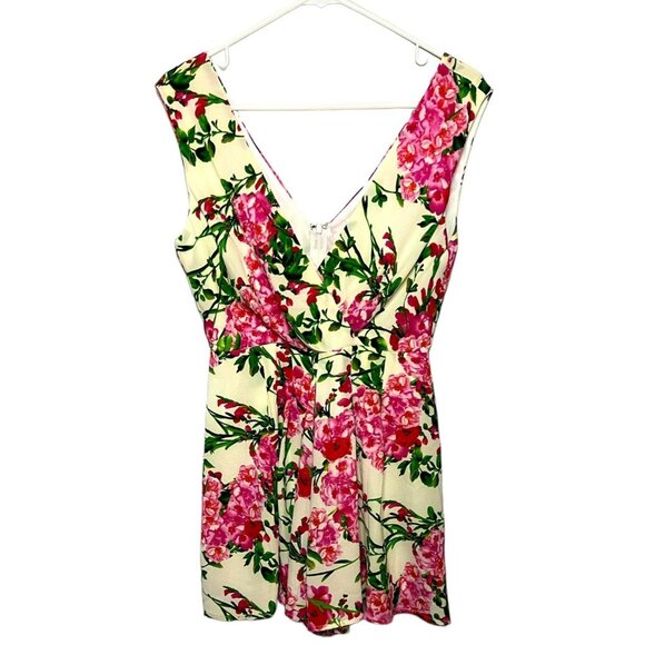Growing Stronger Floral Romper By Lac Bleu V-Neckline Sleeveless Polyester - Picture 2 of 6